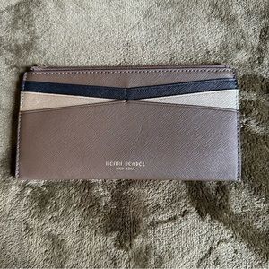 Henri Bendel Wallet